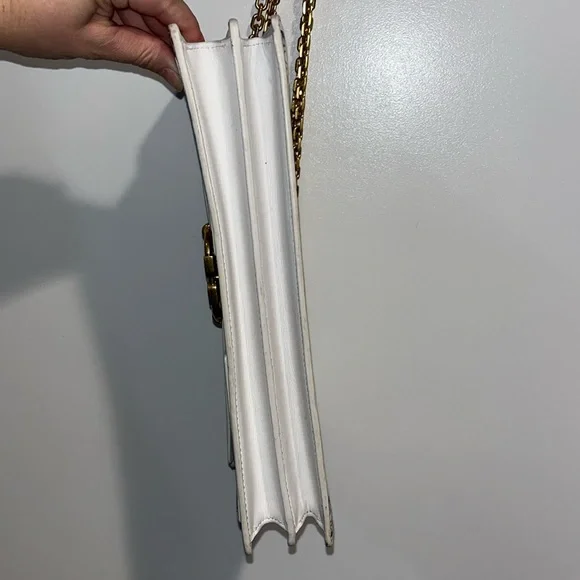 PRICE IS FIRM! Tory Burch Gemini Link Chain Printed Leather Crossbody - Picture 9 of 17